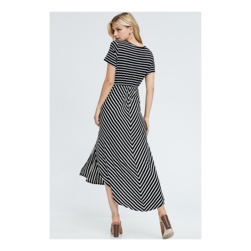 Jersey-knit Tie front Midi dress - Picture 5 of 5